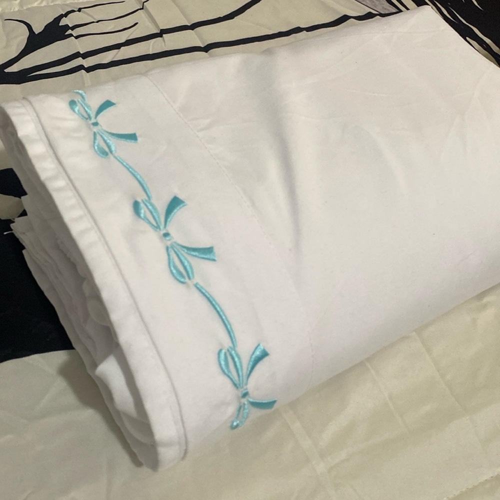 Blue bows Twin size bed sheets